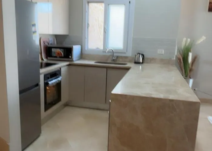 Villa Azzurra Gurdaka